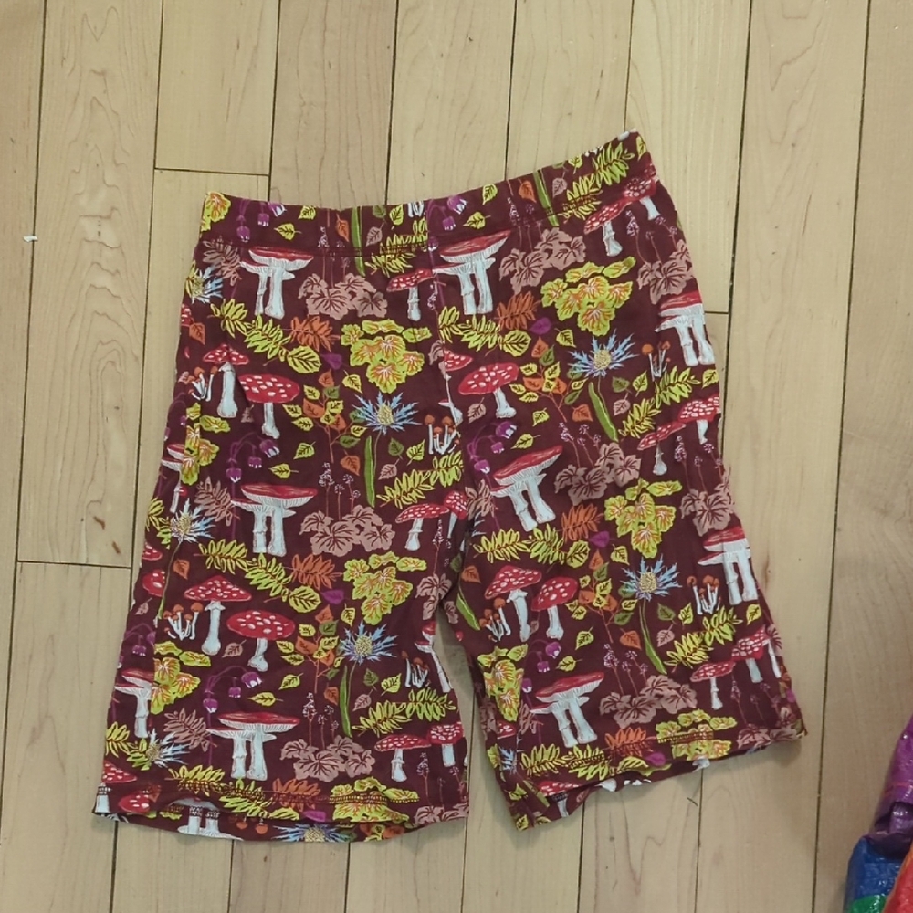 Kids' Organic Cotton Maroon Mushroom Print Shorts - 14 Years